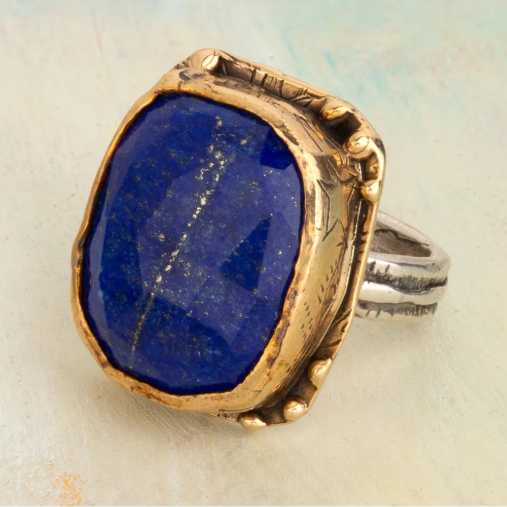 Jes MaHarry “Trade Winds Ring”. New in box.